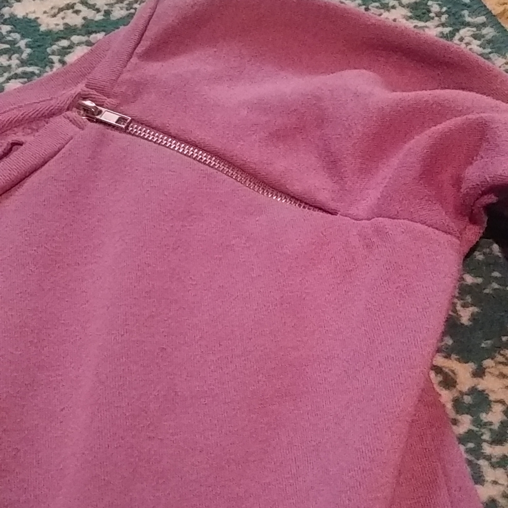 Sweater - Picture 2 of 4